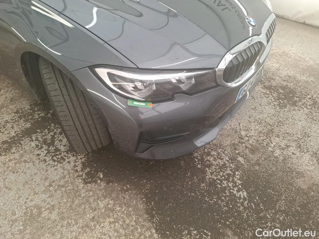  Bmw  Serie 3 BMW Série 3 Touring / 2019 / 5P / Break 316d 122ch Business Design BVA8 #3