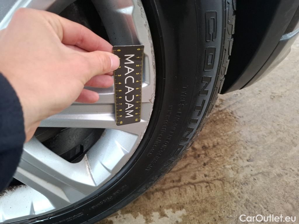  Land Rover  Range Rover Evoque LAND ROVER  5p SUV TD4 150 BVA SE Dynamic #4