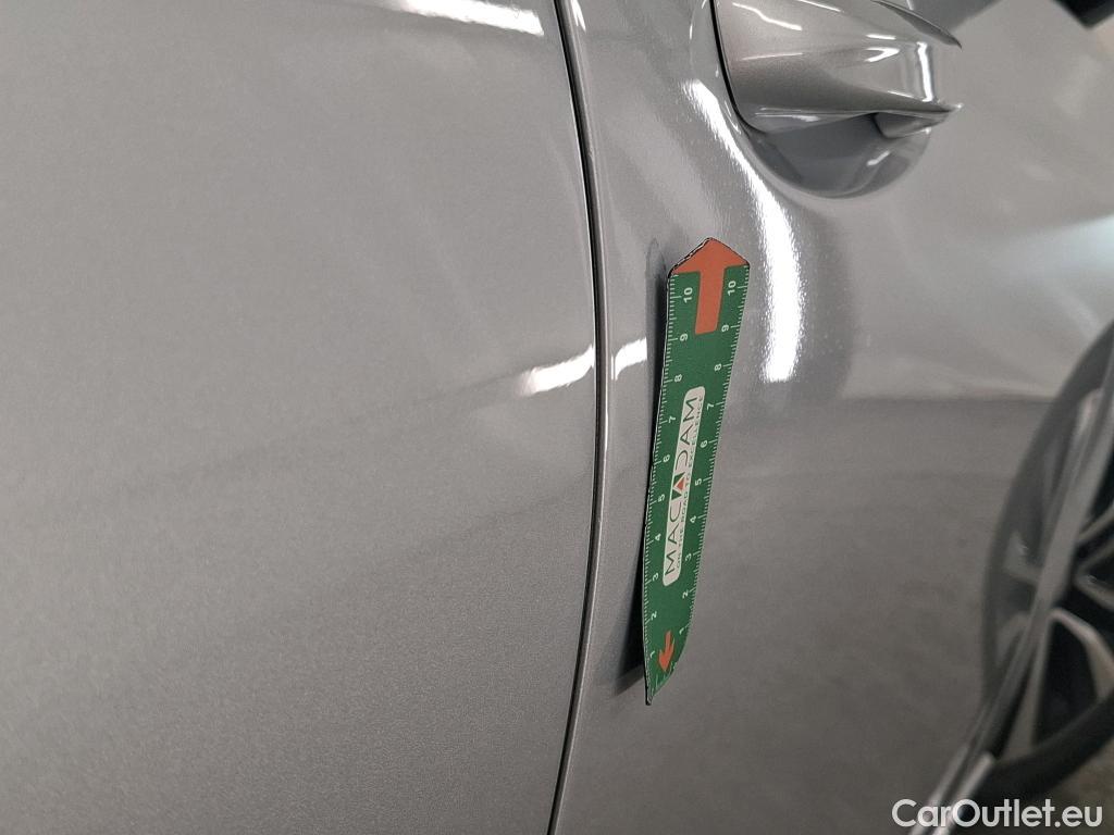  Mercedes  A-Klasse Classe A 180 Business Line BVA #9