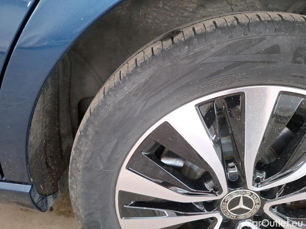  Mercedes  A-Klasse MERCEDES-BENZ Classe A Compact / 2018 / 5P / Berline A 250 e Business Line 8G-DCT / VO RECONDITIONNE - PHOTOS AVANT RECONDITIONNEMENT #13