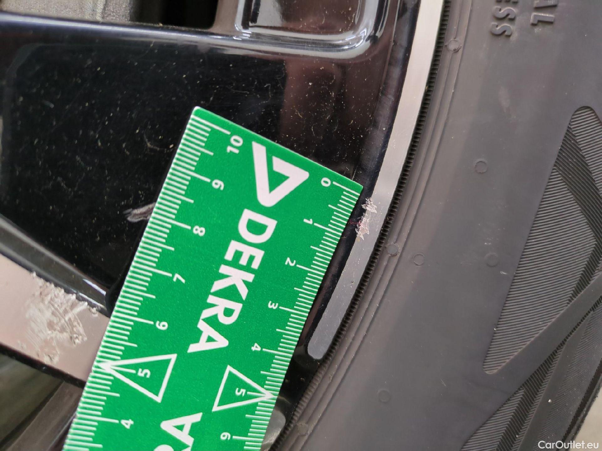  Mercedes  GLA  / 2020 / 5P / SUV 1.3  250 e PROGRESSIVE LINE DCT #12