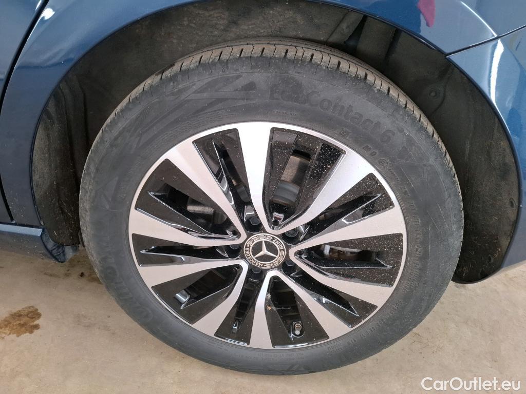  Mercedes  A-Klasse MERCEDES-BENZ Classe A Compact / 2018 / 5P / Berline A 250 e Business Line 8G-DCT / VO RECONDITIONNE - PHOTOS AVANT RECONDITIONNEMENT #9