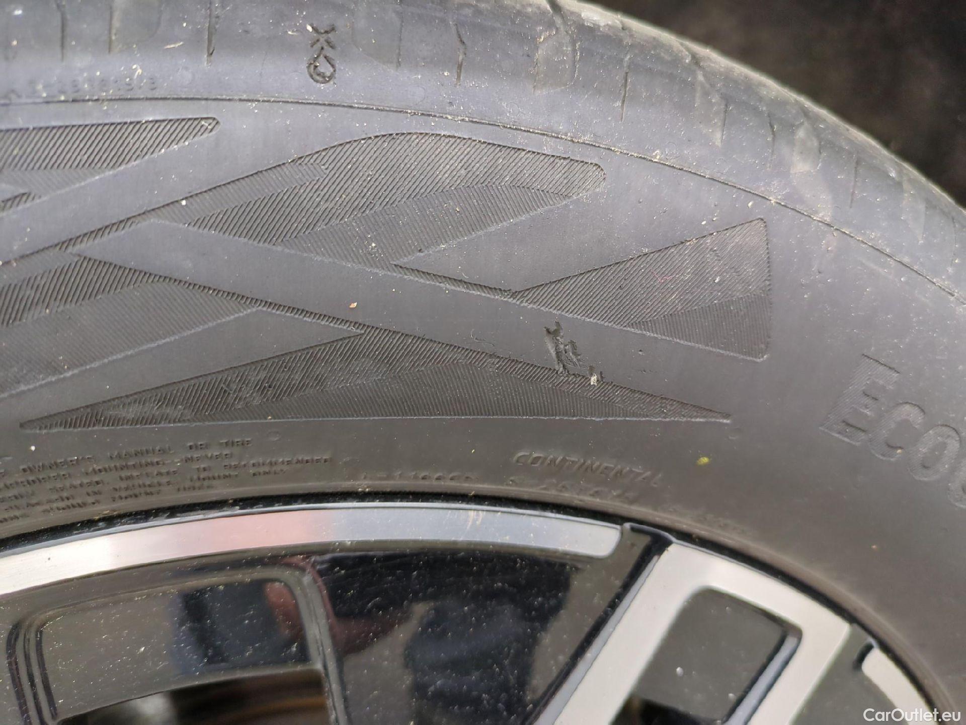  Mercedes  GLA  / 2020 / 5P / SUV 1.3  250 e PROGRESSIVE LINE DCT #7