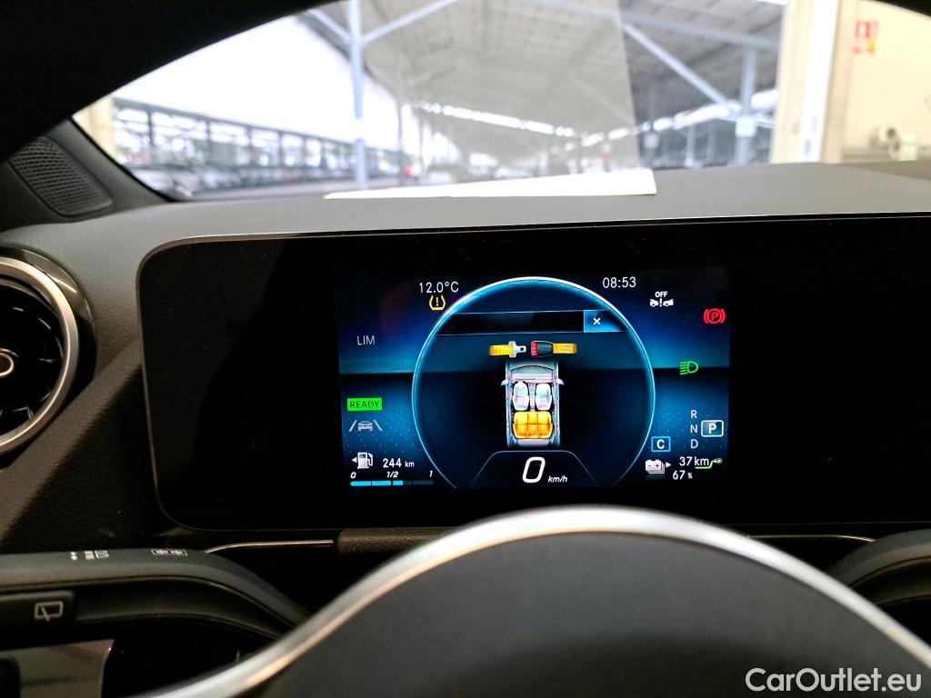  Mercedes  GLA MERCEDES-BENZ  / 2020 / 5P / SUV 1.3  250 e BUSINESS LINE DCT / VO RECONDITIONNE - PHOTOS AVANT RECONDITIONNEMENT #21