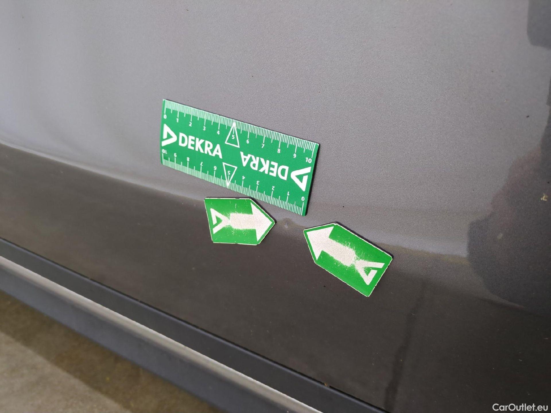  Mercedes  GLA  / 2020 / 5P / SUV 1.3  250 e PROGRESSIVE LINE DCT #30