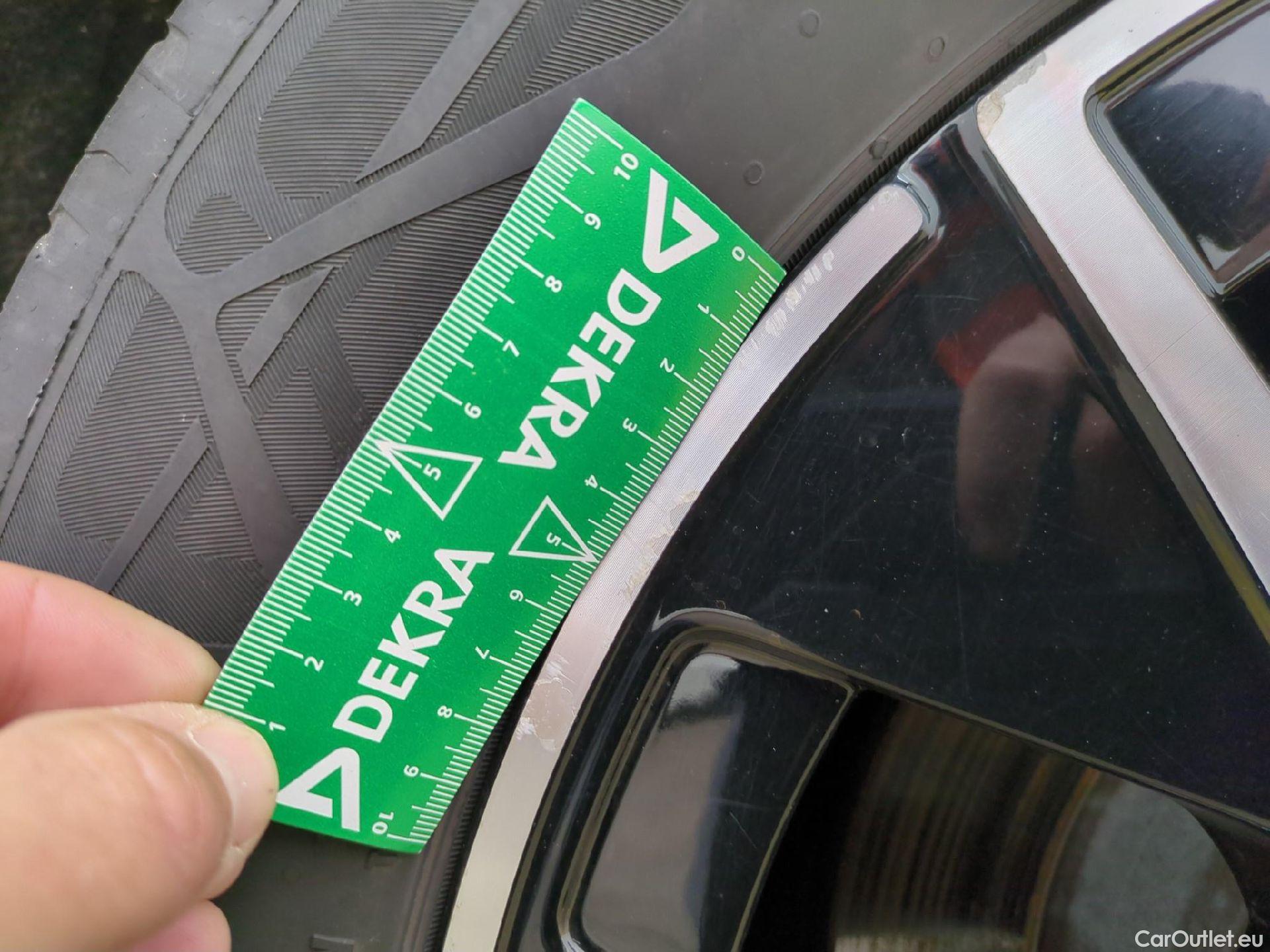  Mercedes  GLA  / 2020 / 5P / SUV 1.3  250 e PROGRESSIVE LINE DCT #2