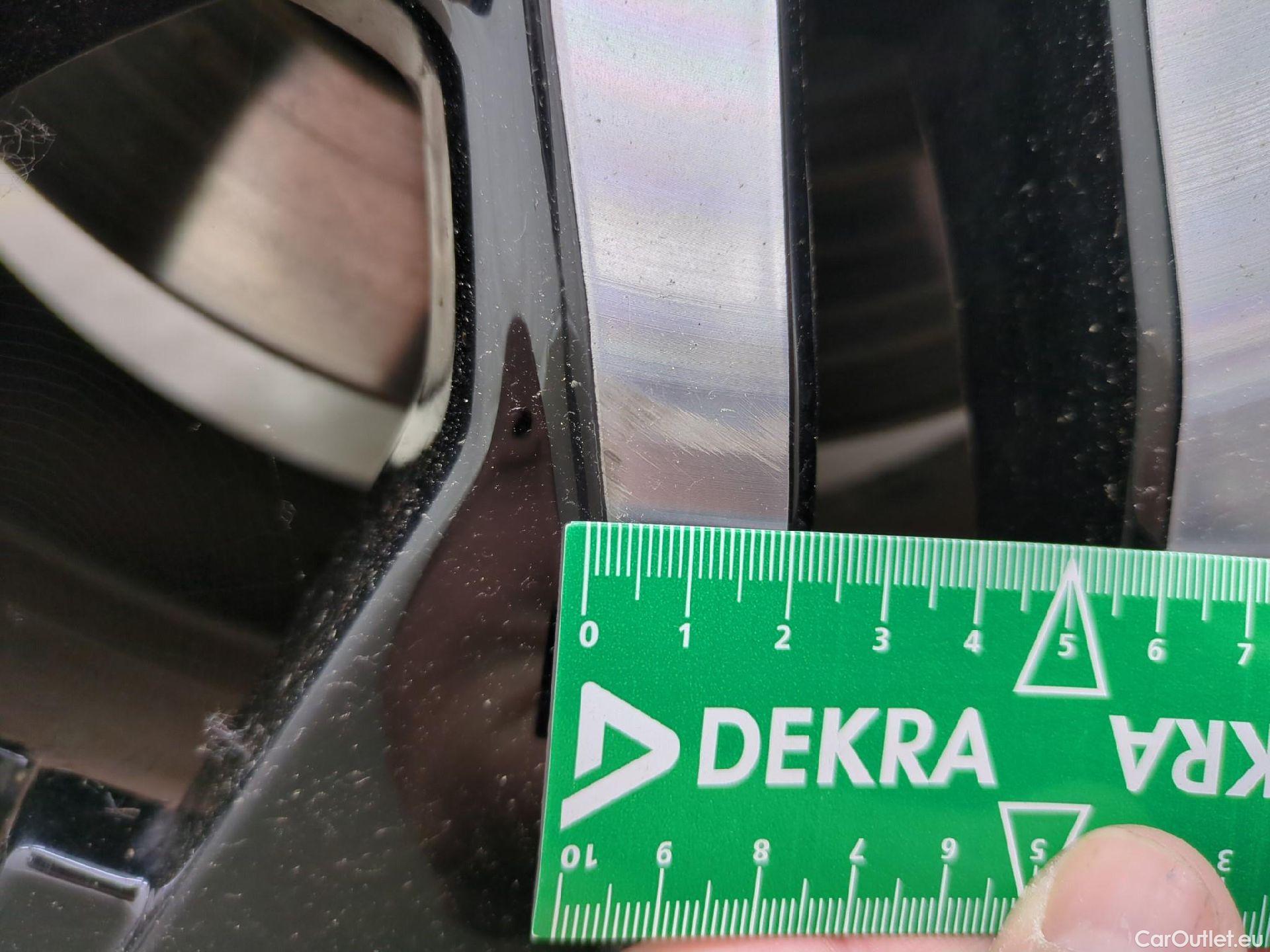  Mercedes  GLA  / 2020 / 5P / SUV 1.3  250 e PROGRESSIVE LINE DCT #8