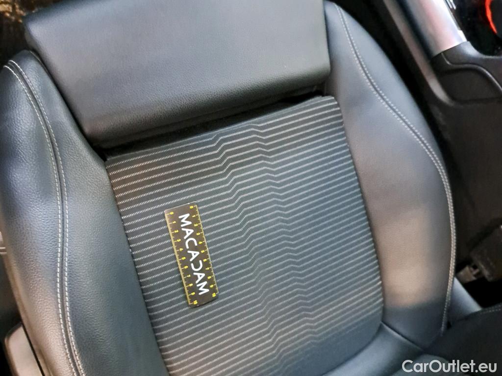  Mercedes  GLA MERCEDES-BENZ  / 2020 / 5P / SUV 1.3  250 e BUSINESS LINE DCT / VO RECONDITIONNE - PHOTOS AVANT RECONDITIONNEMENT #19