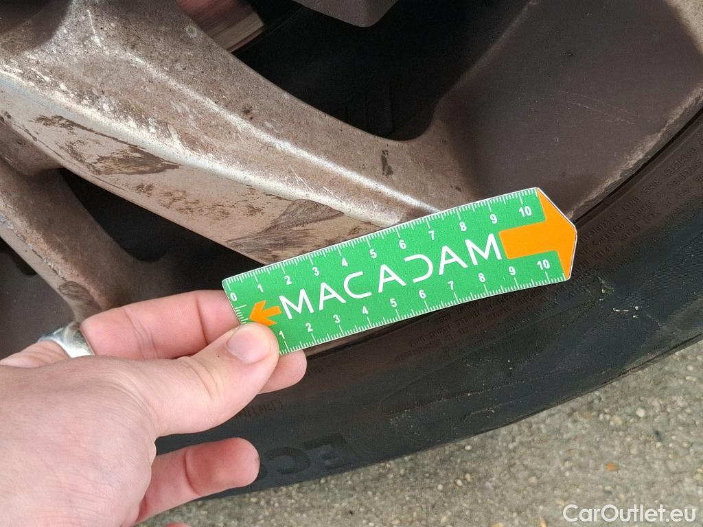  Hyundai  Tucson  Business 2WD 1.6 CRDi 135CV BVA7 E6dT #34