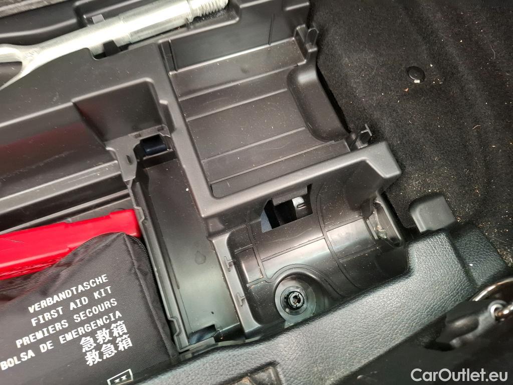  Mercedes  A-Klasse MERCEDES-BENZ Classe A Compact / 2018 / 5P / Berline A 250 e Business Line 8G-DCT / VO RECONDITIONNE - PHOTOS AVANT RECONDITIONNEMENT #8