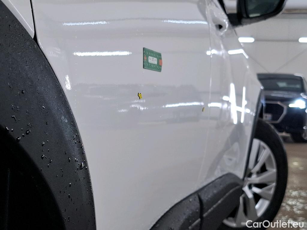  Peugeot  3008 PEUGEOT  5p SUV Puretech 130 S&S EAT6 ACTIVE BUSINESS #5