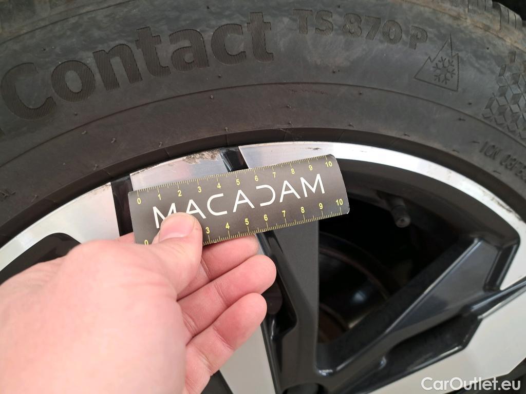  Peugeot  3008 PEUGEOT  / 2020 / 5P / SUV BlueHDi 180 S&S EAT8 GT #20