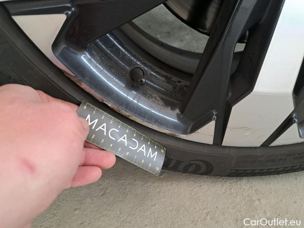  Peugeot  3008 PEUGEOT  / 2020 / 5P / SUV BlueHDi 180 S&S EAT8 GT #10