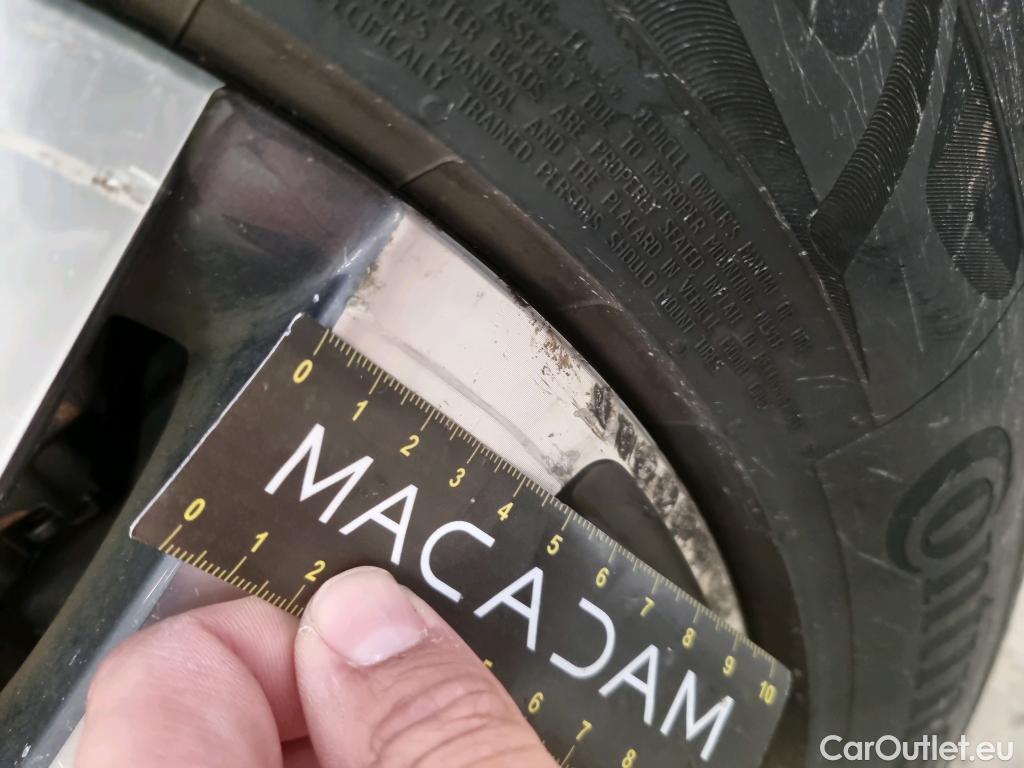  Peugeot  3008  Hybrid 225 Allure Pack 1.6 Plug-In 225CV BVA8 E6d / VO RECONDITIONNE - PHOTOS AVANT RECONDITIONNEMENT #33