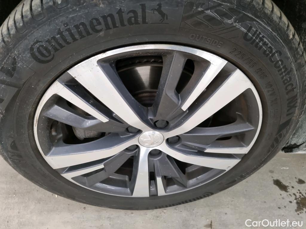  Peugeot  3008  Hybrid 225 Allure Pack 1.6 Plug-In 225CV BVA8 E6d / VO RECONDITIONNE - PHOTOS AVANT RECONDITIONNEMENT #20