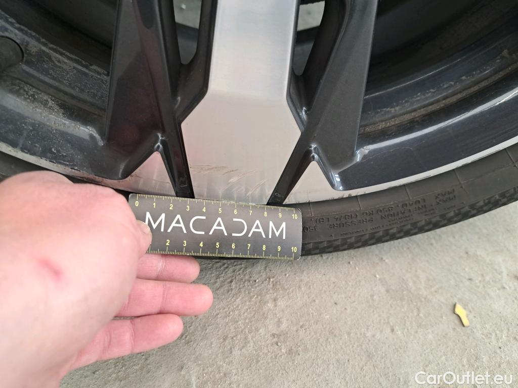  Peugeot  3008 PEUGEOT  / 2020 / 5P / SUV BlueHDi 180 S&S EAT8 GT #11