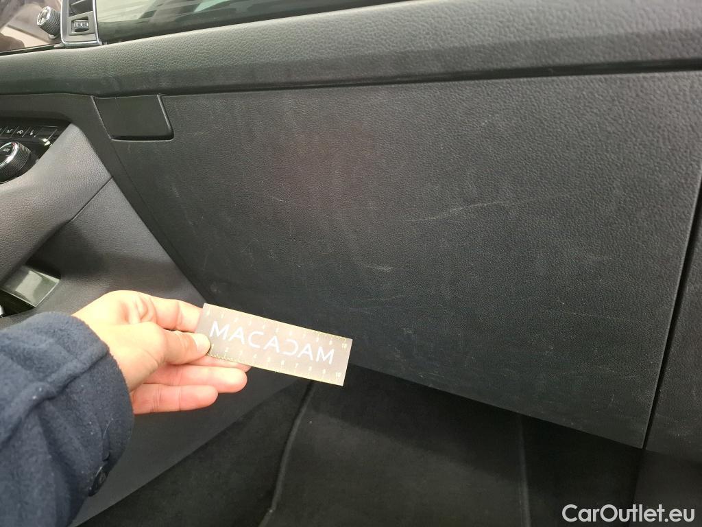  Skoda  Kodiaq SKODA  / 2016 / 5P / SUV 2.0 TDI 150 SCR DSG7 7 Pl. STYLE #7