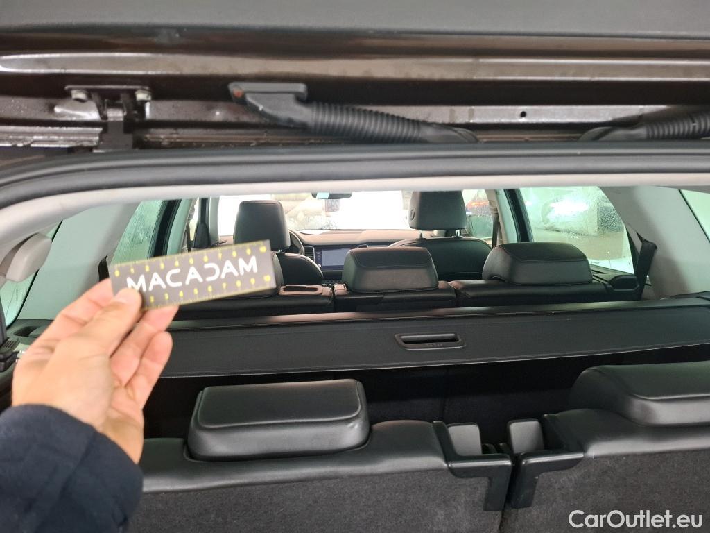  Skoda  Kodiaq SKODA  / 2016 / 5P / SUV 2.0 TDI 150 SCR DSG7 7 Pl. STYLE #4