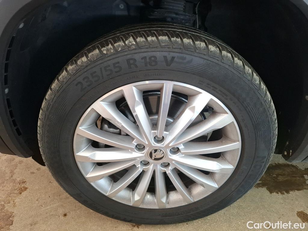  Skoda  Kodiaq SKODA  / 2016 / 5P / SUV 2.0 TDI 150 SCR DSG7 7 Pl. STYLE #11