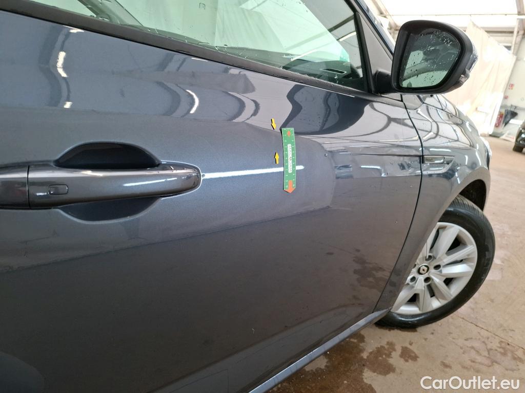  Renault  Megane  IV Business 1.0 TCe 115CV BVM6 E6d #3