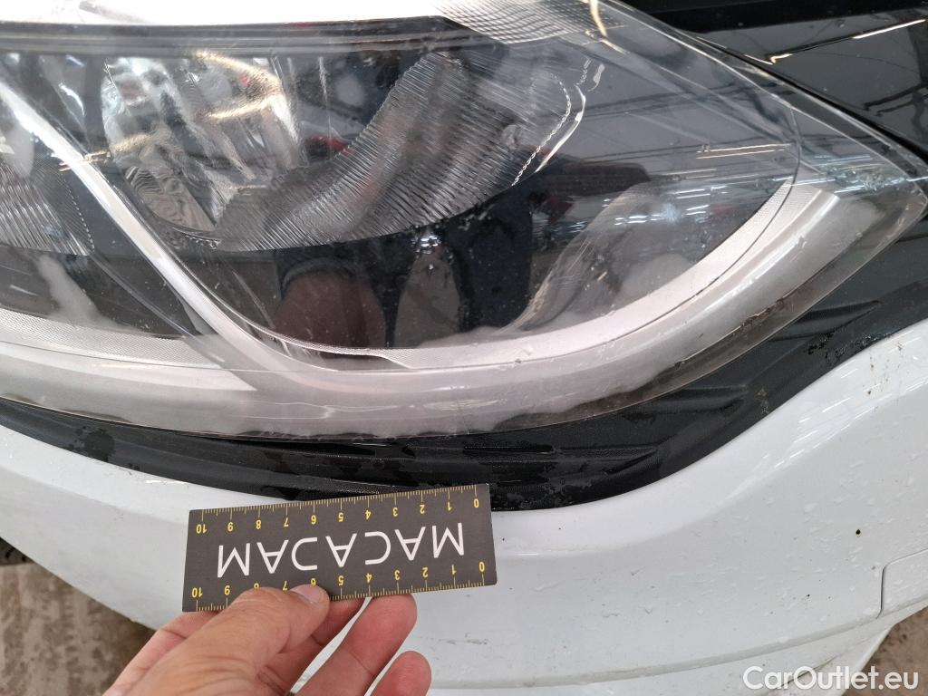  Renault  Clio RENAULT  / 2016 / 5P / Berline &Business TCe 90 #18