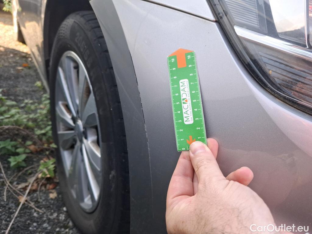  Volkswagen  Golf  VII Berline Confortline Business BMT 1.6 TDI 115CV BVM5 E6dT #10