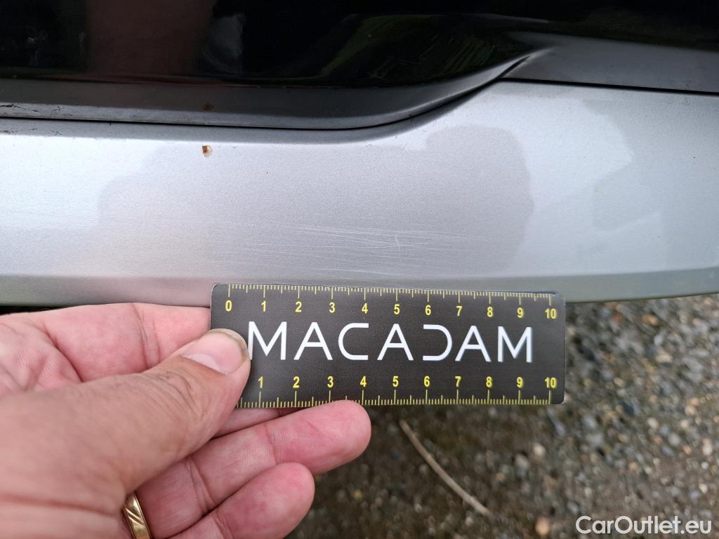  Toyota  Corolla TOYOTA  / 2018 / 5P / Berline Hybride 122h Dynamic Business Stage Acad #27