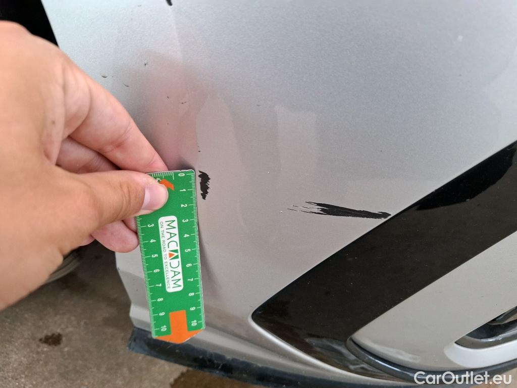  Volkswagen  Golf  VOLKSWAGEN / 2020 / 5P / Berline 2.0 TDI SCR 150 DSG7 R-Line 1st #3