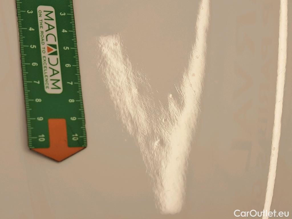  Toyota  Corolla TOYOTA  / 2018 / 5P / Berline Hybride 180h Dynamic Business #6