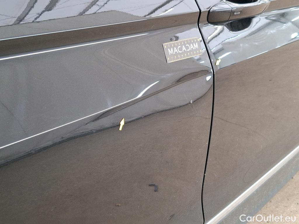  Volkswagen  Tiguan VOLKSWAGEN  / 2020 / 5P / SUV 2.0 TDI 150 DSG7 Life Business #2