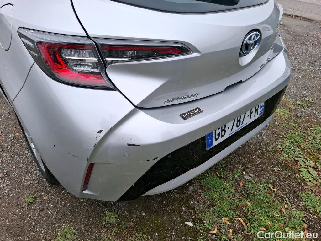  Toyota  Corolla TOYOTA  / 2018 / 5P / Berline Hybride 122h Dynamic Business Stage Acad #3