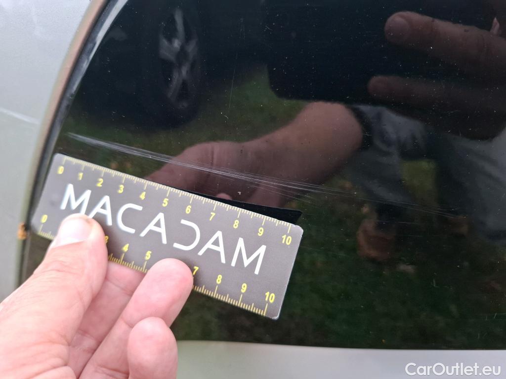  Toyota  Corolla TOYOTA  / 2018 / 5P / Berline Hybride 122h Dynamic Business Stage Acad #16