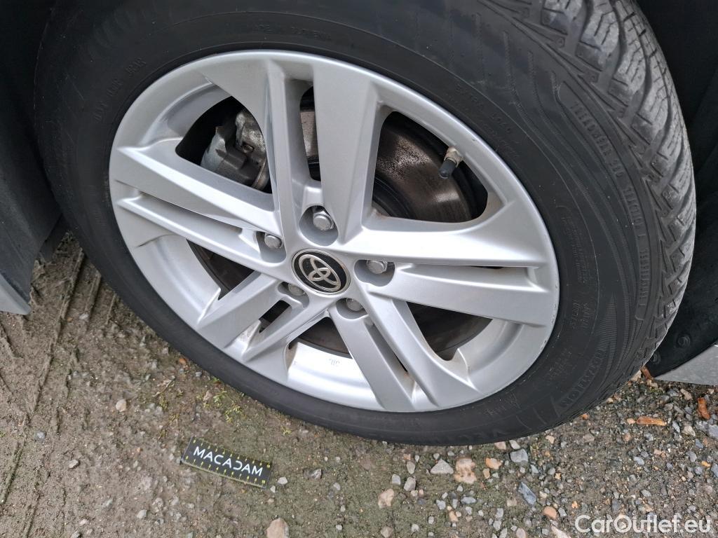  Toyota  Corolla TOYOTA  / 2018 / 5P / Berline Hybride 122h Dynamic Business Stage Acad #10