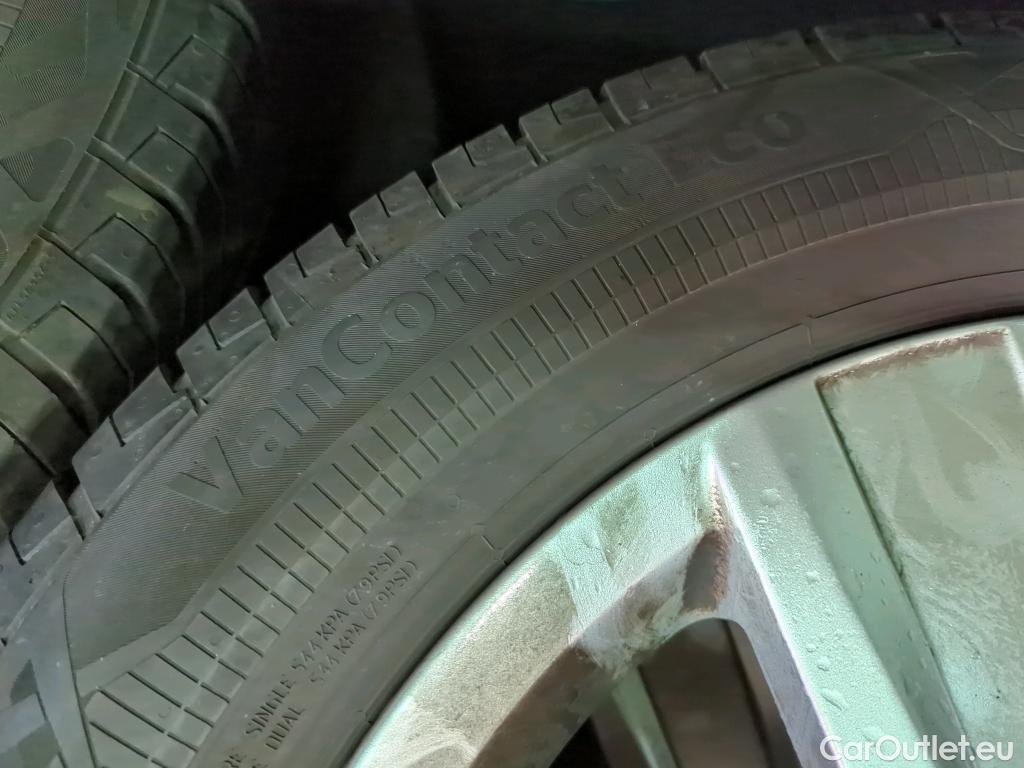  Volkswagen  Caravelle T6.1 DSG LANG  11 #15