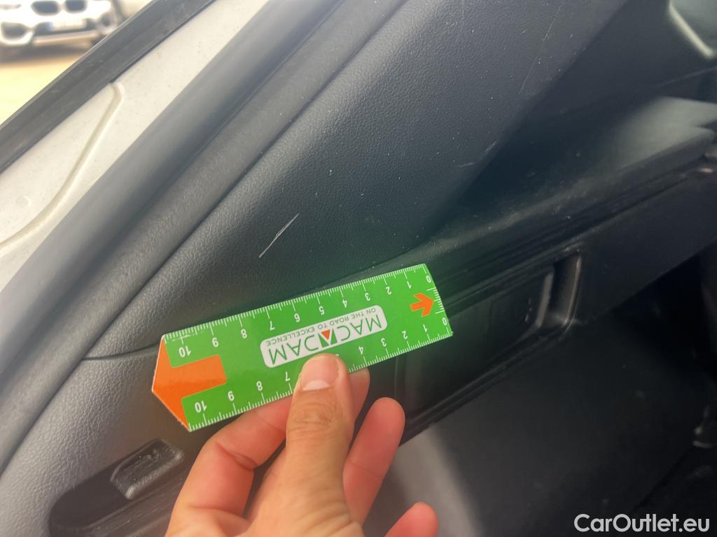  Hyundai  Tucson HYUNDAI  / 2020 / 5P / todoterreno 1.6 TGDI 169kW HEV Tecno Sky Auto #12