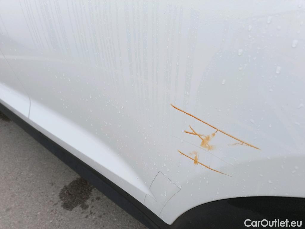  Hyundai  Tucson HYUNDAI  / 2018 / 5P / todoterreno 1.6 CRDI 100kW (136CV) 48V N-Line X 4X2 #12