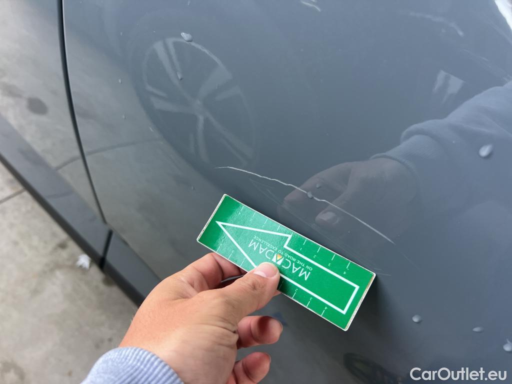  Nissan  Qashqai NISSAN  / 2021 / 5P / todoterreno DIG-T 103kW mHEV 4x2 Premiere Edition(SL) #9