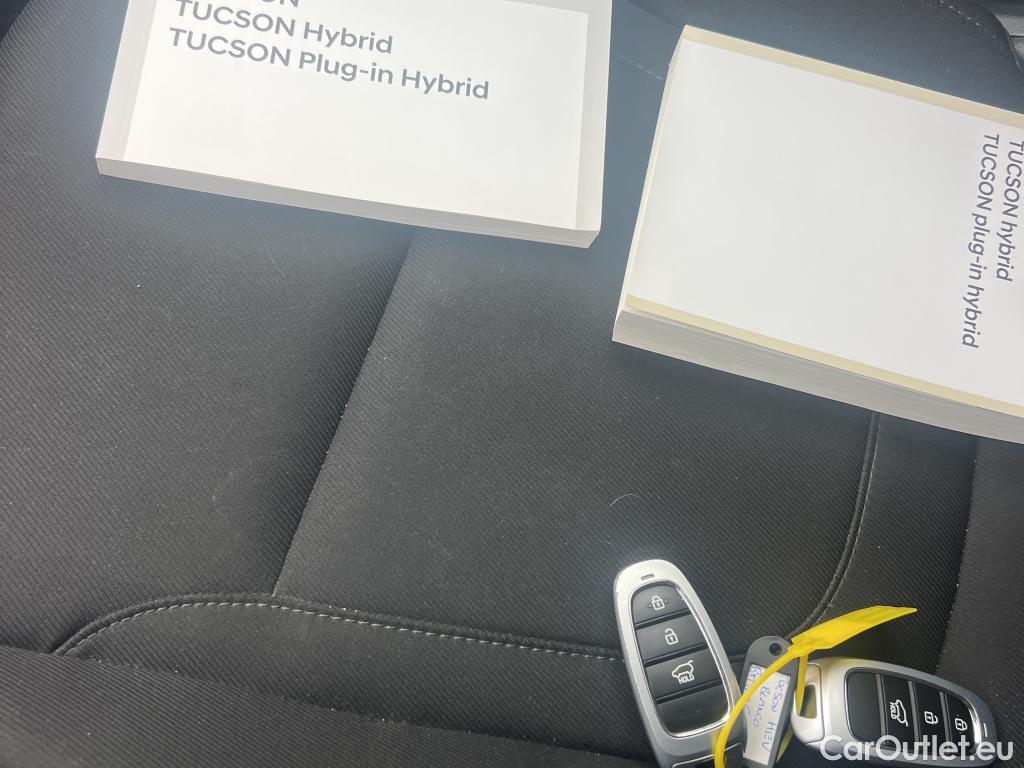  Hyundai  Tucson HYUNDAI  / 2020 / 5P / todoterreno 1.6 TGDI 169kW HEV Tecno Sky Auto #9
