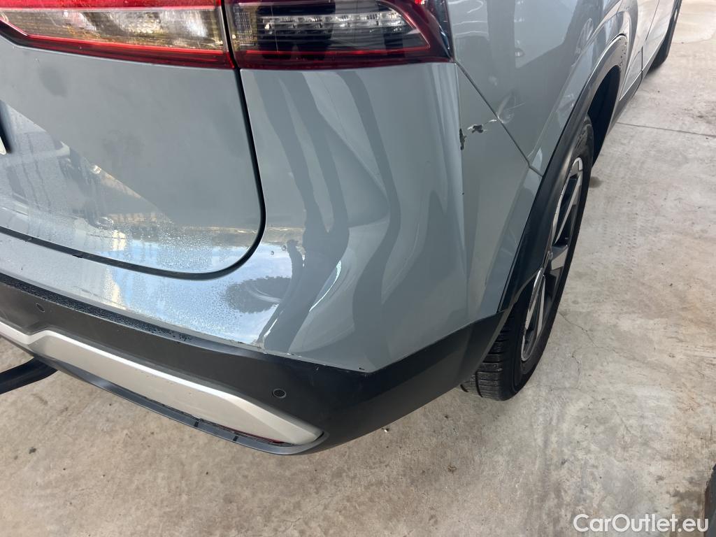  Nissan  Qashqai NISSAN  / 2021 / 5P / todoterreno DIG-T 103kW mHEV 4x2 Premiere Edition(SL) #3