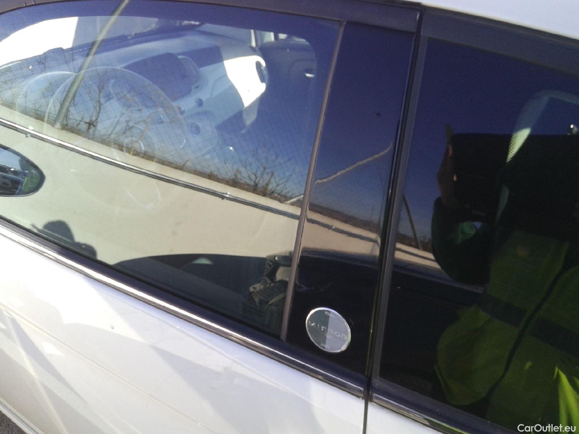  Fiat  500 FIAT  / 2015 / 3P / berlina con portón 1.2 8v 51kW (69CV) Mirror Fleet(SP) #35