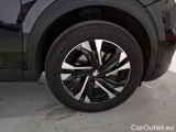  Peugeot  2008 PEUGEOT  / 2019 / 5P / CROSSOVER BLUEHDI 130 EAT8 ALLURE S/S AUT. #17