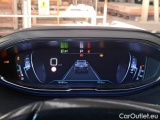  Peugeot  3008 PEUGEOT  / 2016 / 5P / SUV PURETECH TURBO 130 EAT8 SeS ALLURE #4