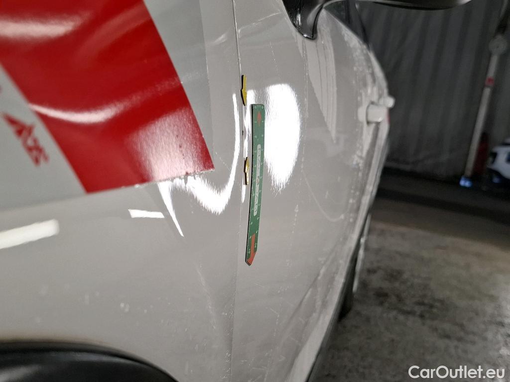  Citroen  C3  Société Feel 1.5 BlueHDI 100CV BVM5 E6dT #2