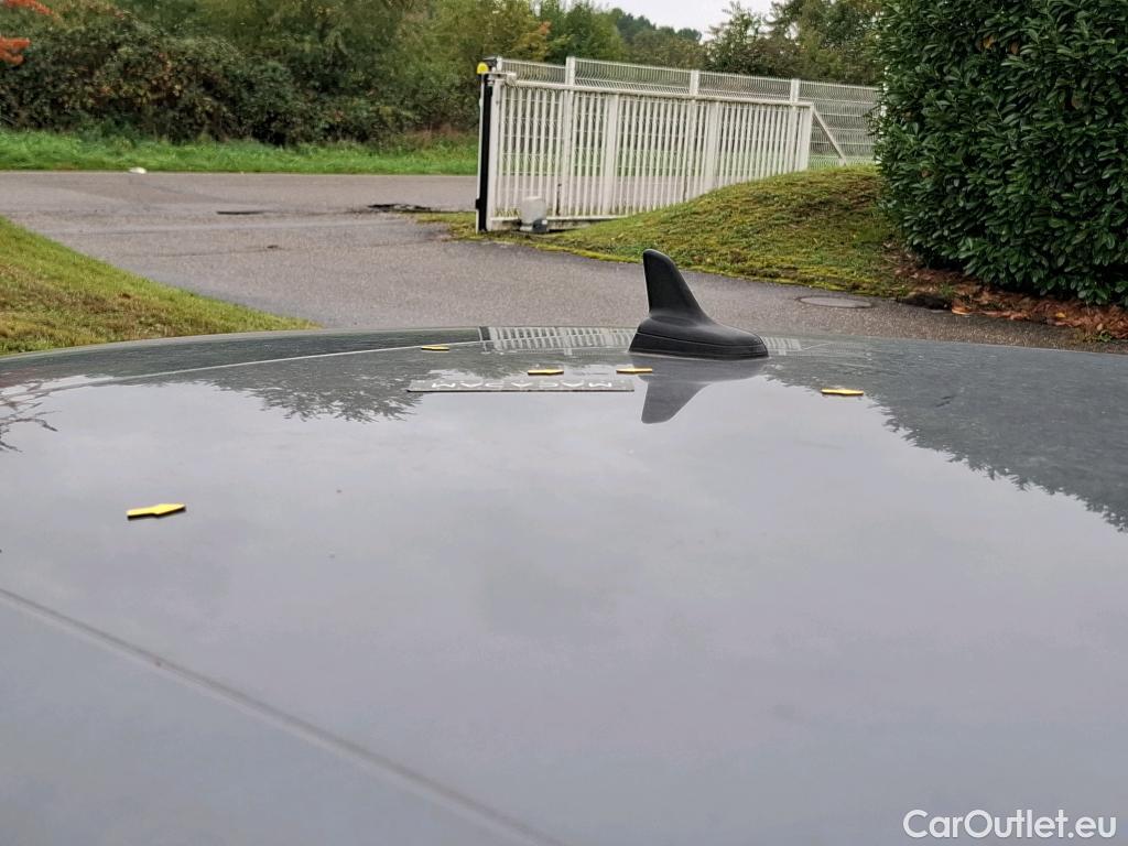  Audi  A3 AUDI  Sportback / 2016 / 5P / Berline 35 TFSI 150 COD S TRONIC BUSINESS LINE #9