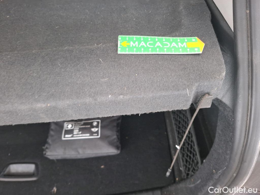  Bmw  X1 BMW  / 2019 / 5P / SUV sDrive16d Business Design DKG7 #52