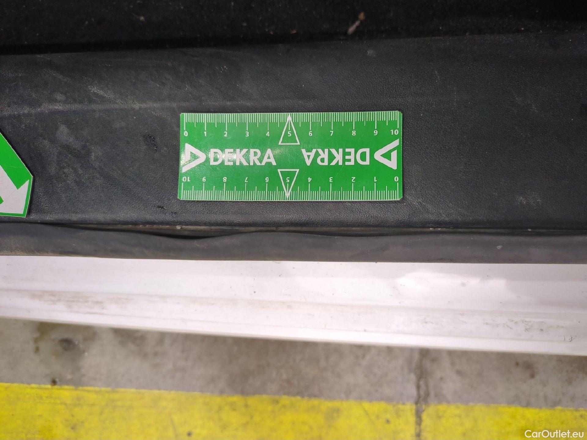  Peugeot  208  Affaire Premium Pack 1.2 80CV BVM5 E6dT #6