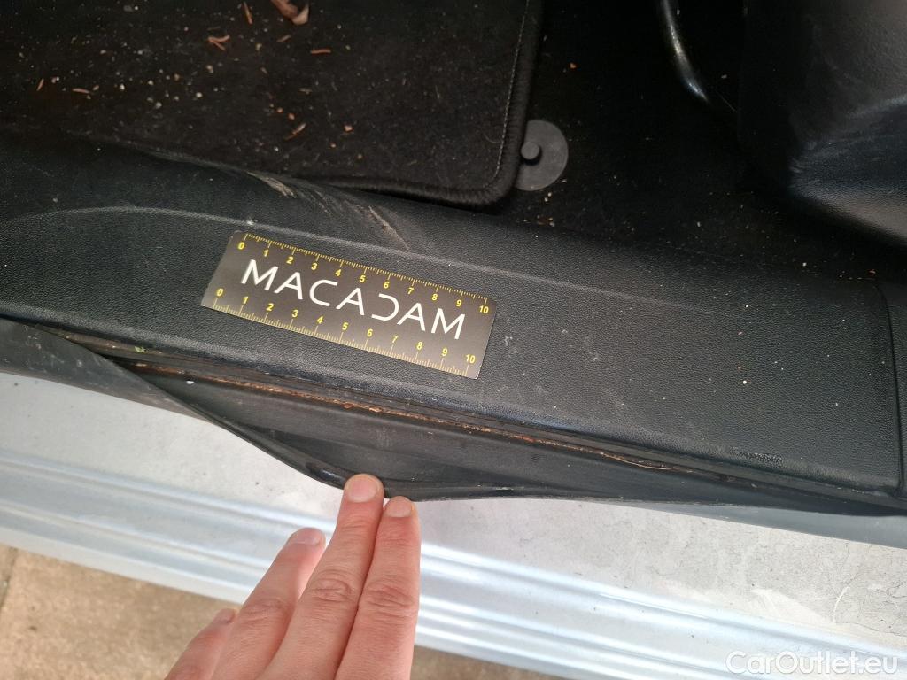  Peugeot  208  Affaire Premium 1.6 HDi 100CV BVM5 E6 #4