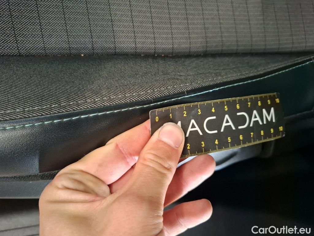  Peugeot  2008  Allure Pack 1.5 HDi 110CV BVM6 E6d #39