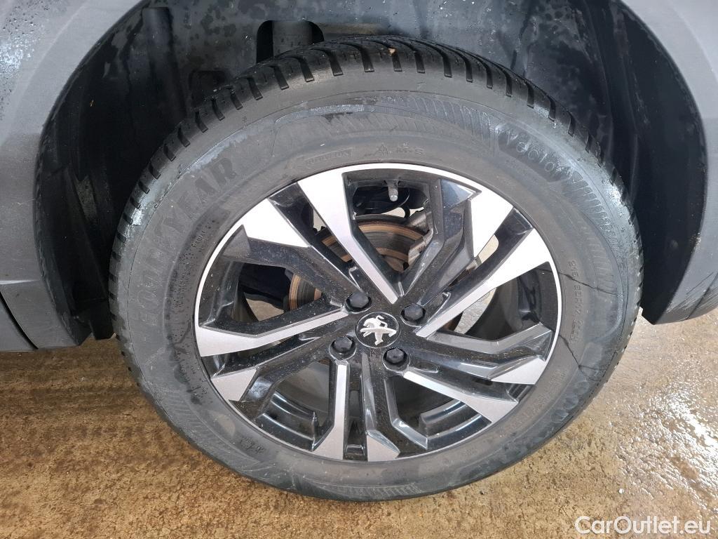  Peugeot  2008  Allure Pack 1.5 HDi 110CV BVM6 E6d #92