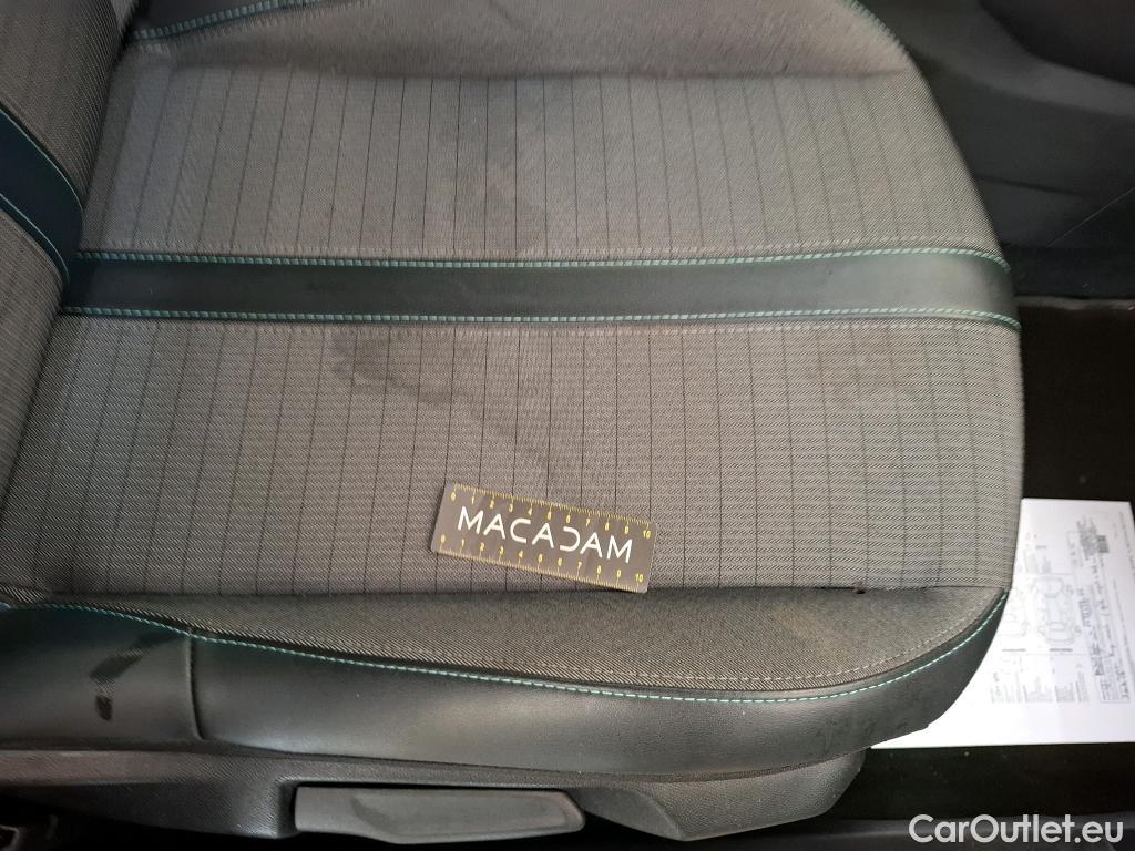  Peugeot  2008  Allure Pack 1.5 HDi 110CV BVM6 E6d #48